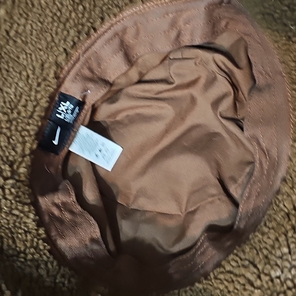Nike Brown Sherpa Bucket Hat - Picture 6 of 8